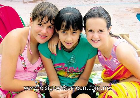 Paulina, Melissa y Tite.