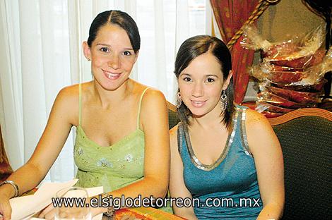Begoña de Sada y Alejandra Galván.