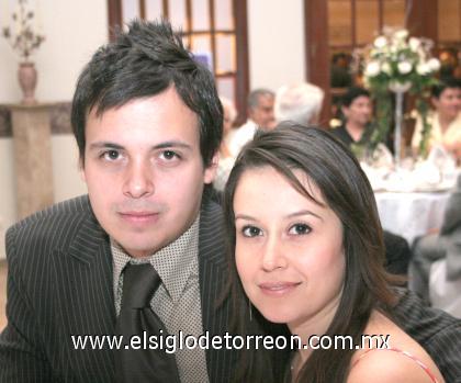 09082006
Vladimir Vega y Carolina Infante.