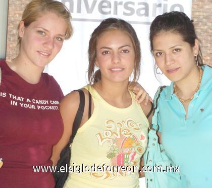 09082006
Maribel, Maricarmen y Marcela.