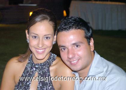 10082006
Tessy Cantú y Luis Herrera.