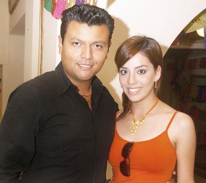 10082006

Luis Roberto Guerra y Sarahí Aldape.