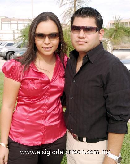 06082006 
Marcela Lavín y Francisco García.