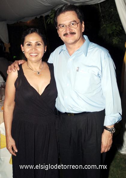 06082006 

Teresa de García y Eleno García Benavente.