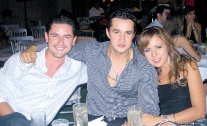 11082006  Ricardo Ávalos, Manuel Ramírez y Rocio Rodríguez