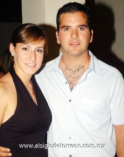 13082006 
Mariana Larriñaga y José Moncholi.