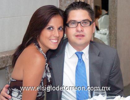 13082006 
Marifer Belmont y Miguel Mena.