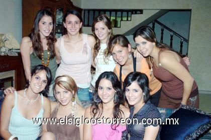 13082006 
Mary Fer Núñez, Luz Areli Astorga, Carmina Fernández, Isabel Belausteguigoitia, Miriam Murra, Paulina Giacomán, Bertha Martínez, Katya Nahle, Andrea Monroy y Ana Lorena López.