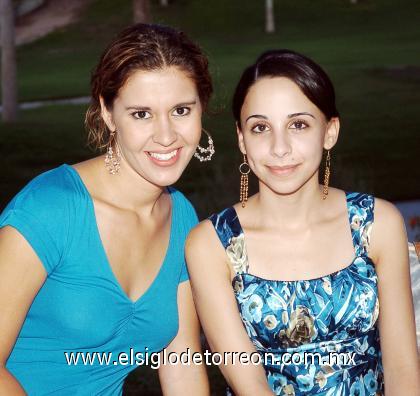 18082006 
Ana Cecy Zavala y Georgina Cassani.