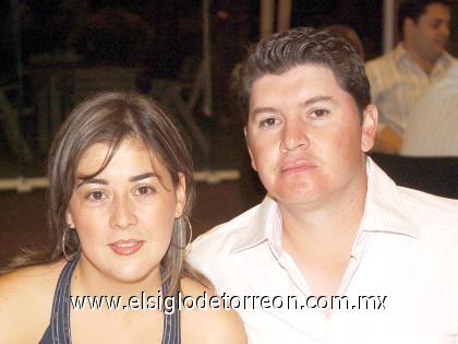 22082006
Norma García de Ruiz y Fernando Ruiz.