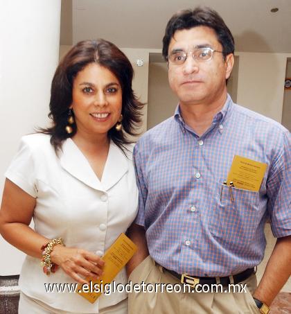 20082006 
Arturo y Rocío Reza.