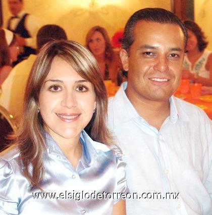 23082006 
Claudia y Alfalfa García.