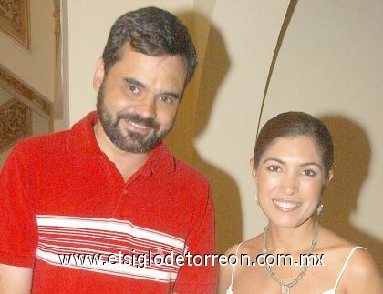 27082006
Antonio Méndez y Ana Sofía García Camil.
