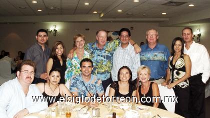 31082006 
 Guiller Arredondo, Claudio Villalobos, Roberto González, Carolina Padrón, Roberto Téllez, Carlos de la Rosa, Martha de la Rosa, Larry Gass y demás amigos