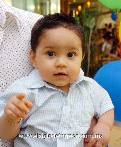 01092006
 El pequeño Iñaky Orozco Rosales festejó su primer año de vida recientemente