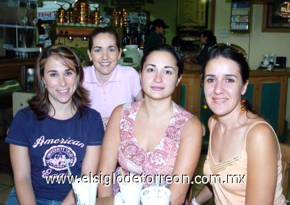 01092006
 Marcela Prunedo, Vero Saracho, Maru Villarreal, Susana Beltrán