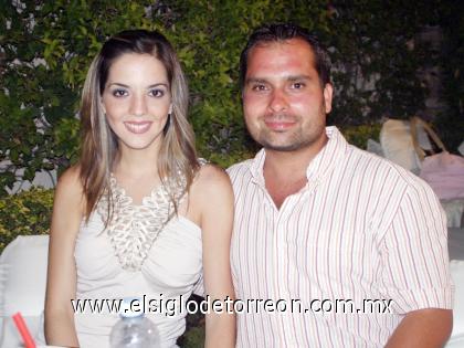 04092006 
Fernanda Ortiz del Bosue y Homero del Bosque