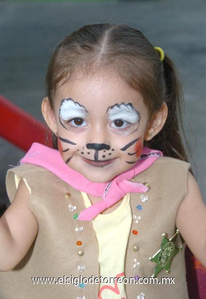 03092006 
Azul Luna Mejía