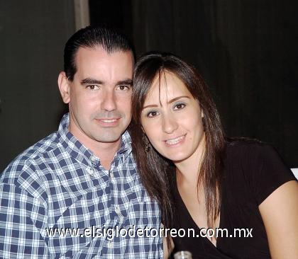 06092006 
 Fernando González Zertuche y  Elisa Maúl de González
