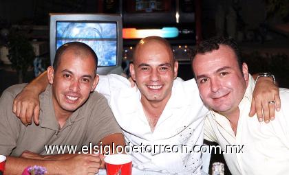 06092006 
 Rolando Mancisidor, Ramiro Villarreal y Antonio Lamberta