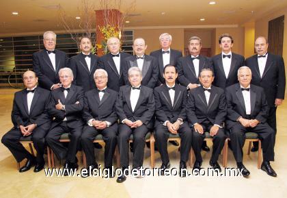 07092006

Hugo García, Ignacio Pámanes, Jorge Pérez, Jorge Garza, Luis Rodríguez, Sergio Berlanga, Michel Zreik, Jorge Rosas, Jorge Esquivel, Jesús de Lara, Roberto Villarreal, Jesús Campos, Ramón García, Jorge Hernández y Fernando González.