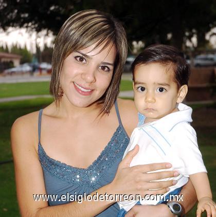 09092006 
Daniela de Cano y Eduardo Cano Vázquez