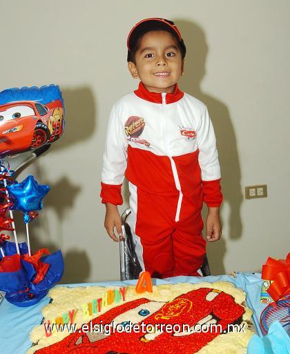 09092006 
Jafet Fuentes Reyes cumplió cuatro años de vida y los festejó con un divertido convivio