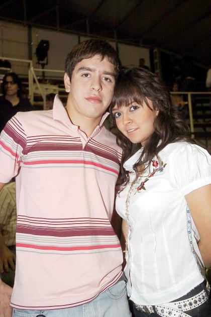 10092006 
Jorge y Arely.