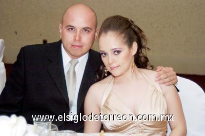 10092006 
Rafael Carmona y Lorena Galván.