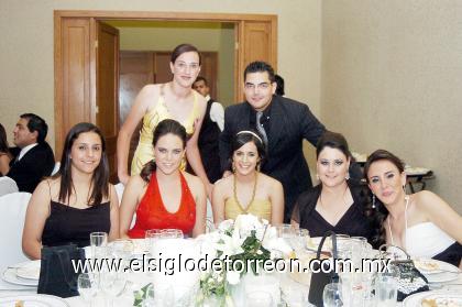 10092006 
Andrea Monroy, Isabel Belausteguigoitia, Ángela Diez, Alexis Navarro, Ana Cristina Calderón, Arturo Becerra e Hilda Calderón.
