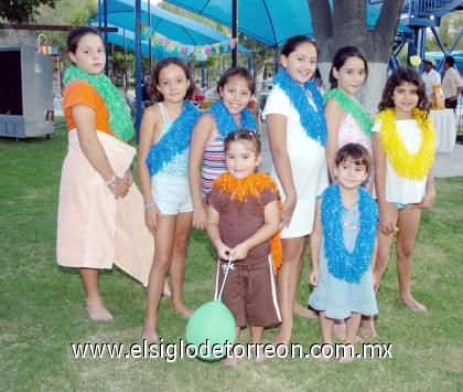 10092006 
Natalia disfrutó de una fiesta de cumpleaños.
