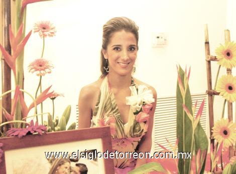 ALEGRE DESPEDIDA
Grace Villalobos Buttler.