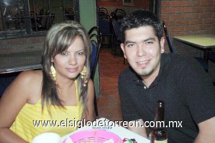 15092006 Miriam Romero y Jorge Castro.