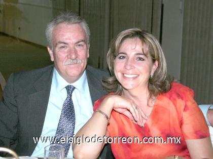 14092006

Benjamín Ortega y Susana de Ortega.