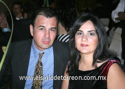 16092006 
Carlos Santos y Gabriela Garza de Santos
