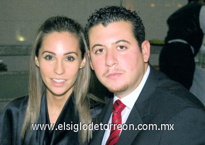 16092006 
 Lorena Pérez Estens y Humberto Rosas