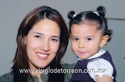 16092006 
 Paola García Nava y Llarely Nava