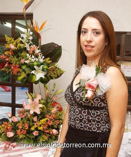 13092006
 Consuelo Jiménes Puentes contraerá matrimonio con Armando Villalobos