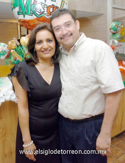 17092006 
Gerardo y Elvia Sánchez.