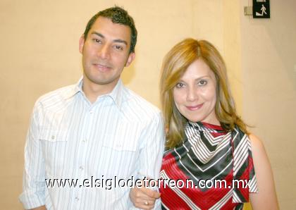 21092006
Luis Carlos Herrera Favela y Laura Verónica de Herrera.
