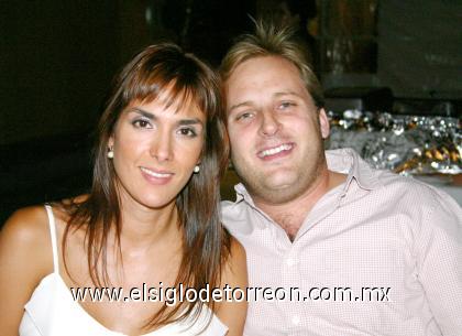 23092006 
 Mónica Salmón de Gonzalez y Francisco González Zambrano