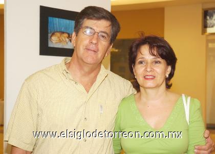 25092006
César y Mary Madero.