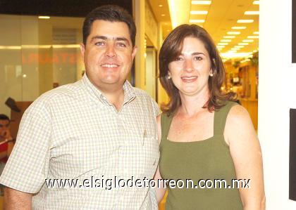 25092006

Marcelo y Ana Cristina Bremer.