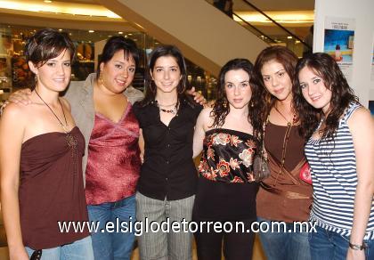 25092006
Alejandra Madero, Pamela Mijares, María José Sesma, Cova Castañeda, Silvia Dávila y Laura Rodríguez.