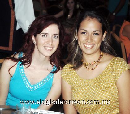 24092006 
Magaly Jaime y Sonia Gómez.