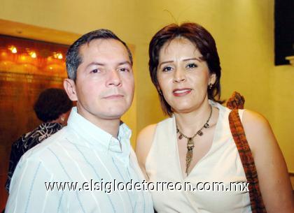 24092006 
Fernando Fernández y Socorro Reyes.