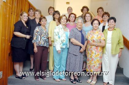 24092006 
Mujeres que forman parte del Club Isabel la Católica.