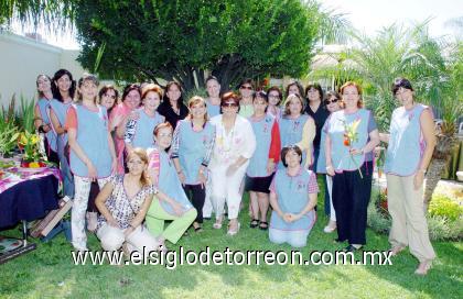 24092006 
Socias del Club de Jardinería Cardenche.
