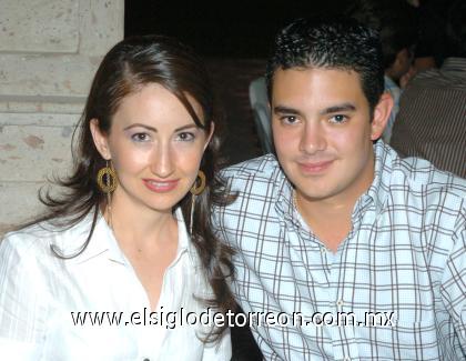 26092006

Ana Sophia Martín y José Cantú.