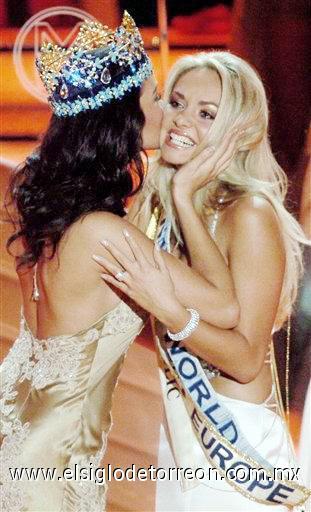 Por regiones, la brasileña Jane Borges se llevó el título de 'Miss Mundo-Américas', la jamaicana Sara Lawrence el correspondiente al Caribe y la angoleña Stiviandra Oliveira el de Africa, mientras que las tres máximas premiadas se llevaron asimismo las bandas de Miss Europa del Norte, Miss Europa del Sur y Miss Asia-Pacífico.